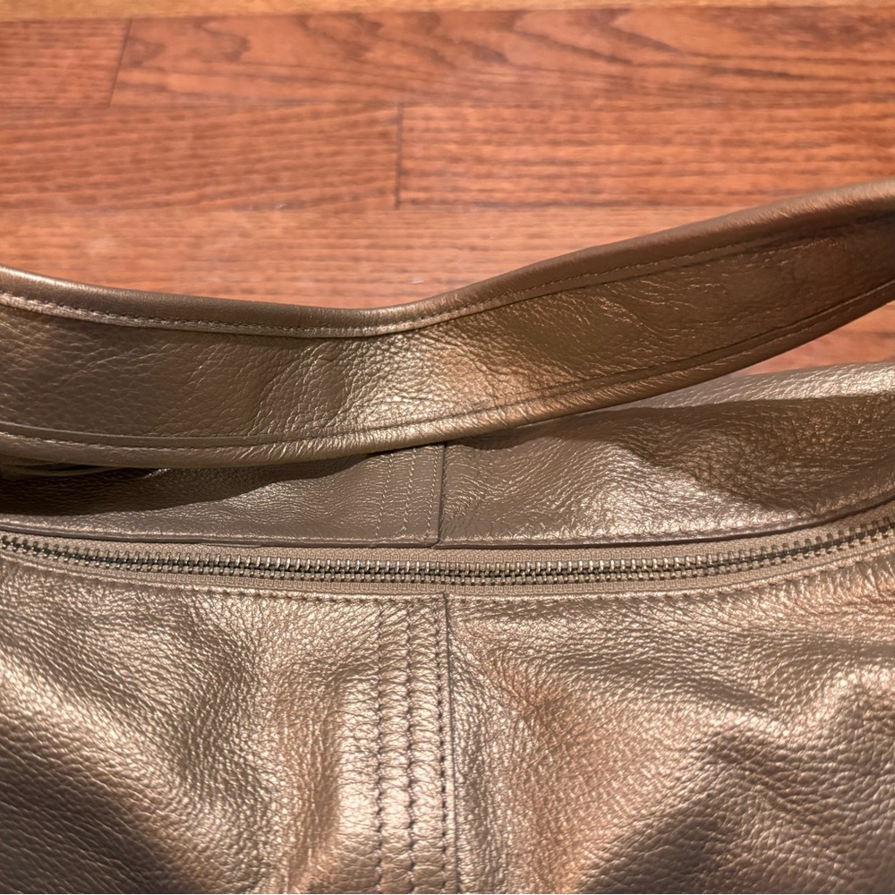 Gold, Genuine Leather Elliot Lucca Purse - Picture 3 of 13